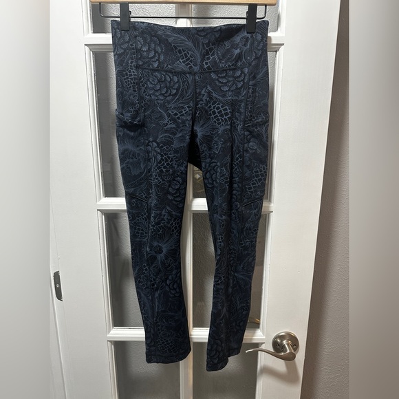 Lululemon Speed Up Crop-Nouveau Mach Blue Black - Picture 6 of 12